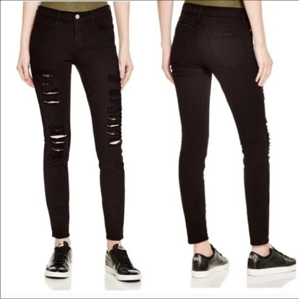 Black Distressed  "Le Skinny De Jeanne" Jean-Frame
